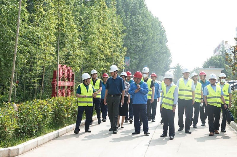 省委组织部副部长范永斌到bte365集团调研