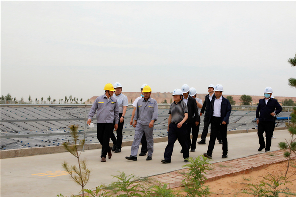 bte365集团复工复产促增添项目观摩聚会与会职员走进大秦国源三秦环保秦邦园区在榆项目