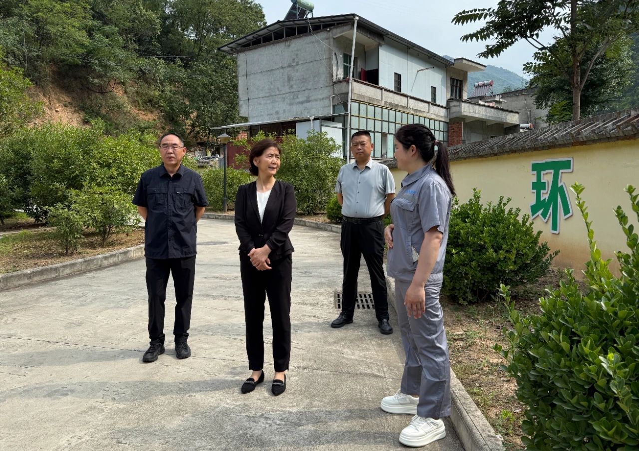 省总工会赴bte365集团水情形公司项目一线开展“夏送清凉”慰问活动